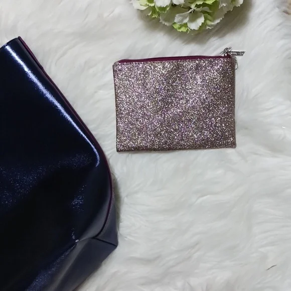 NWT Bath & Body Works large blue tote,  with small glitter pouch that zips - Picture 3 of 8